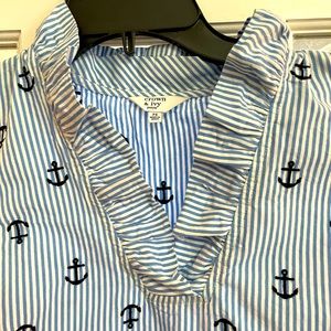 Crown and Ivey sleeveless top.